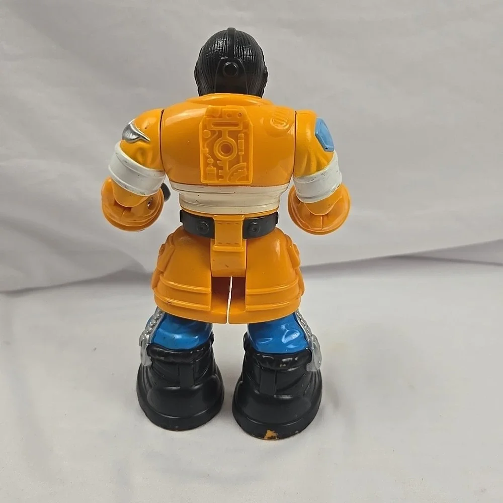 Vintage 1999 Fisher-Price Mattel Rescue Heroes Fireman Yellow Action‎ Figure